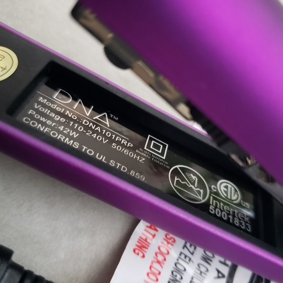 NWOB DNA Hair Tools Satin Ceramic Straightener - Picture 4 of 10